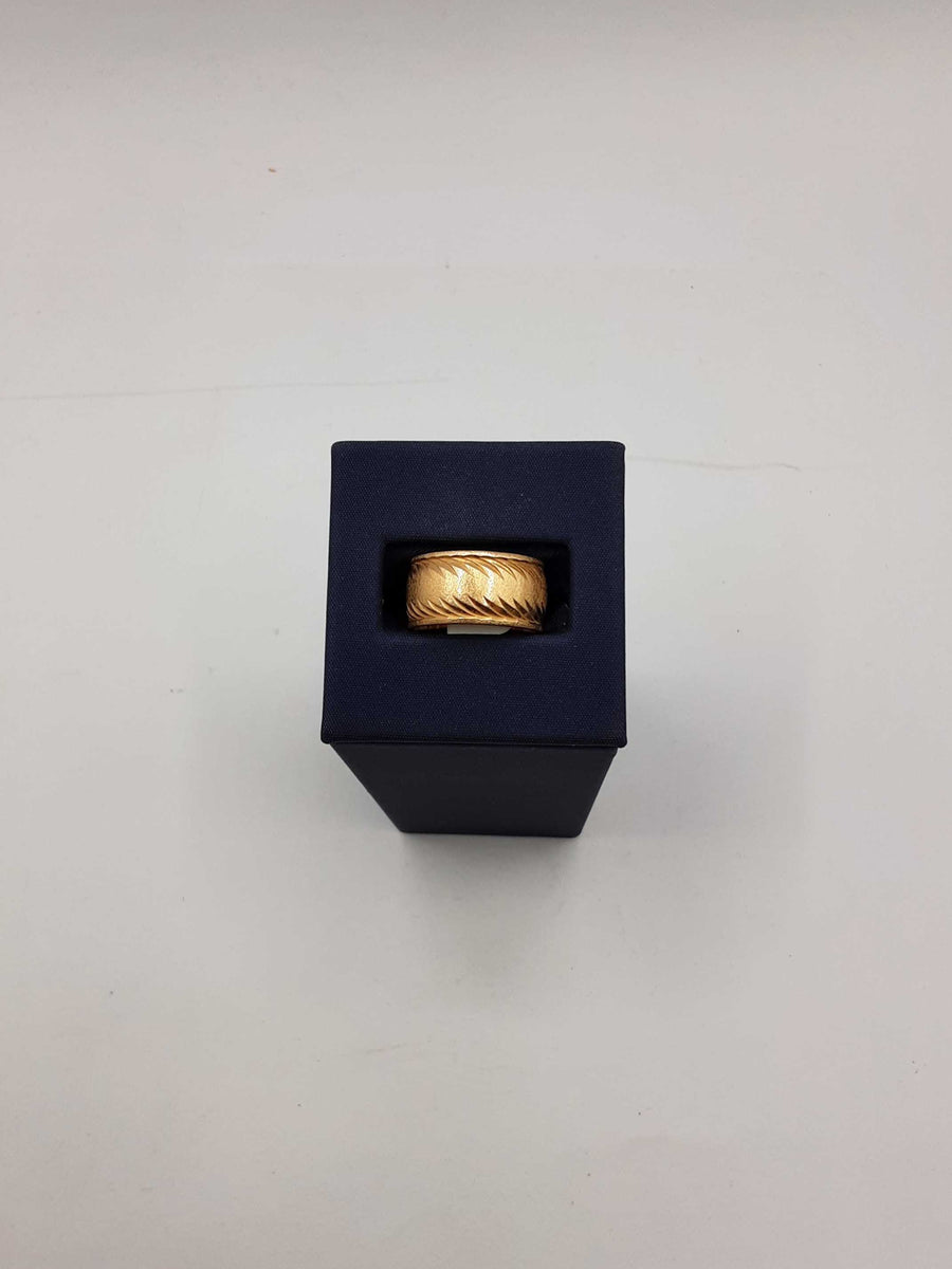 Women's Ring - Yellow Gold 14k (.585) 8 grams Size 20