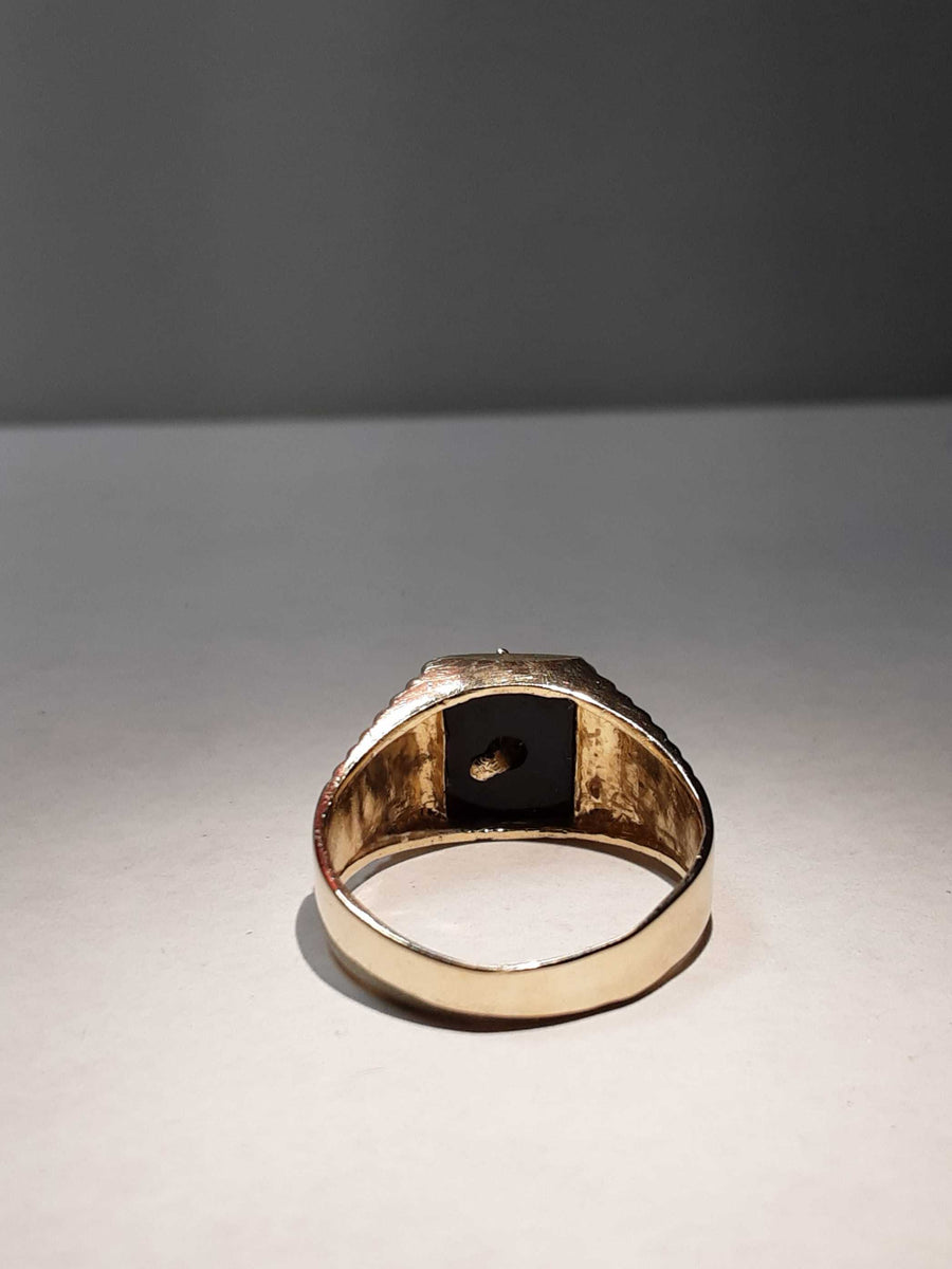 Men's Ring - Yellow Gold 14k (.585) 4.8 grams Size 8.5