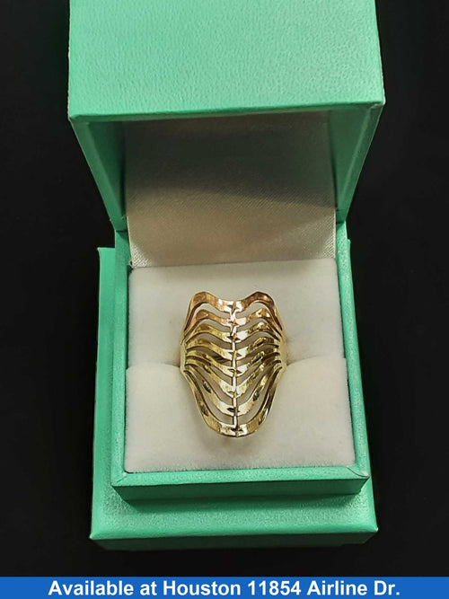 Women's Ring - Tricolor Gold 14k (.585) 4.7 grams Size 7.5