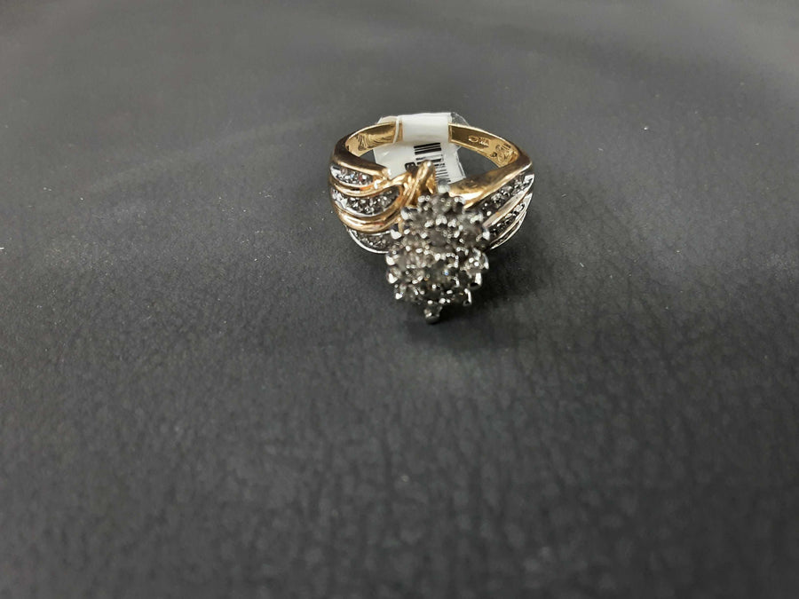 Women's Ring - Yellow Gold 10k (.417) 6.6 grams Size 8