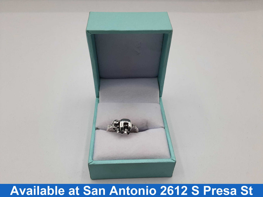 Women's Ring - Silver 2.6 grams Size 5
