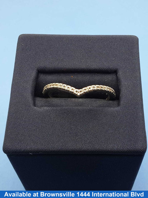 Women's Ring - Silver 1.7 grams Size 9.5
