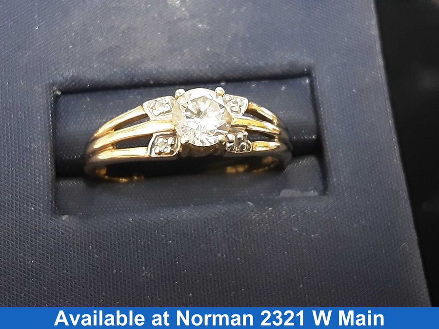 Women's Ring - Solitaire - Yellow Gold 10k (.417) 2.1 grams Size 7.5