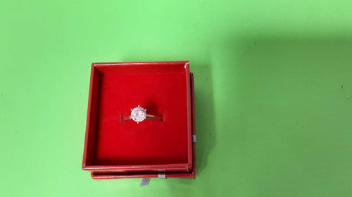 Women's Ring - Solitaire - Yellow Gold 14k (.585) 2.6 grams Size 6