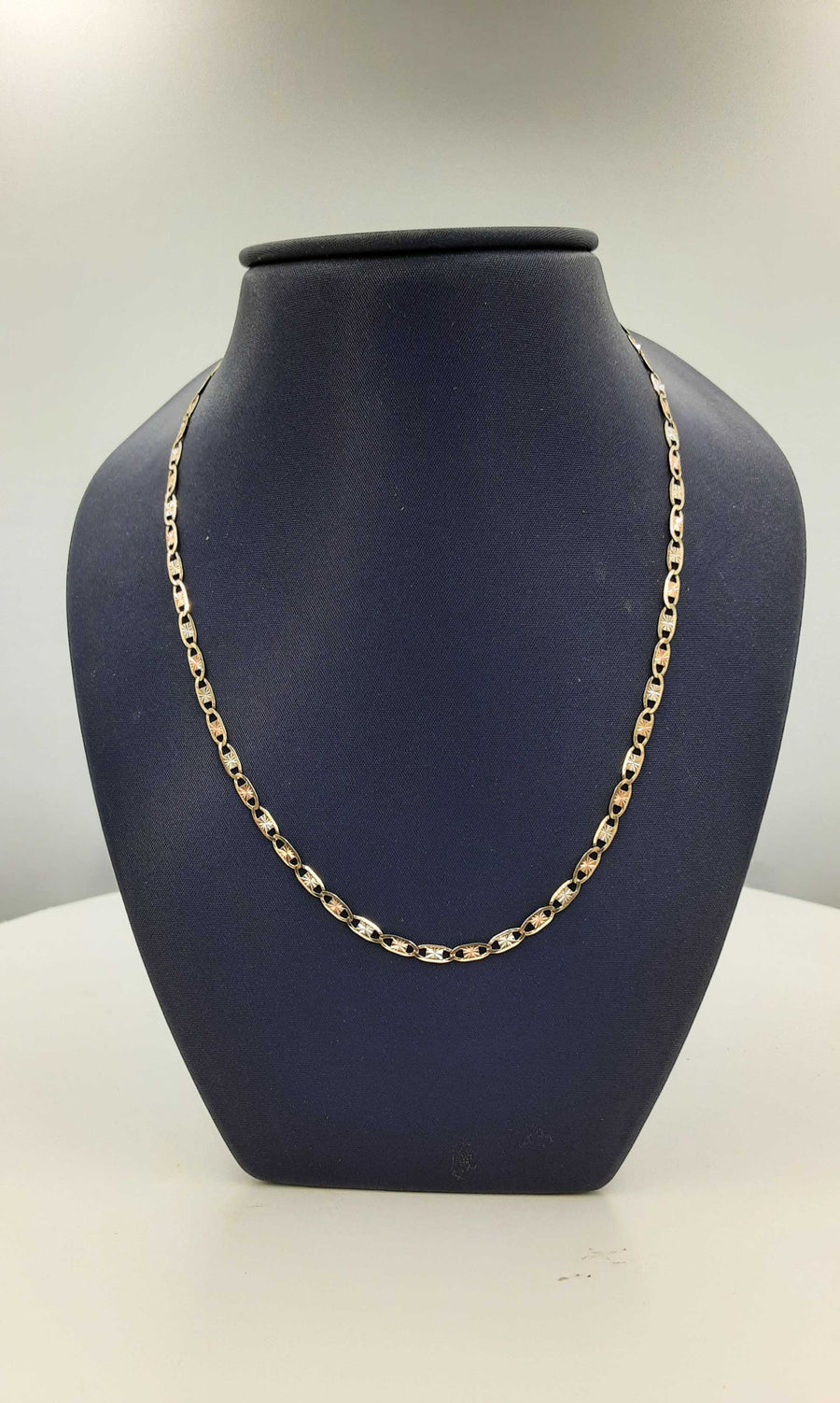 Link Chain - Tricolor Gold 10k (.417) 5.6 grams 22 inch