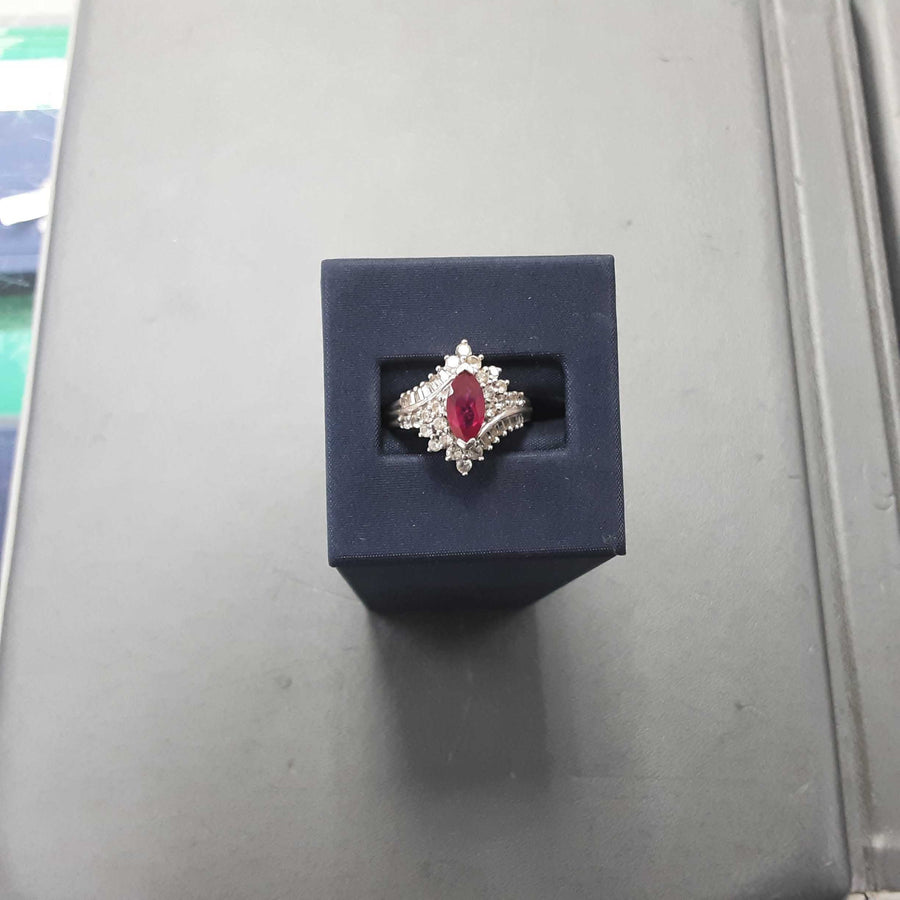 Women's Ring - Silver 3.6 grams Size 7