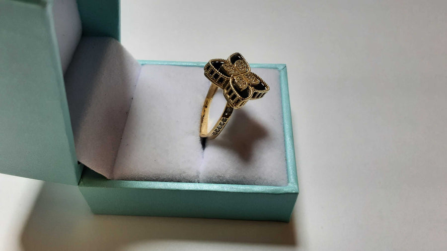 Women's Ring - Yellow Gold 14k (.585) 3.6 grams Size 9