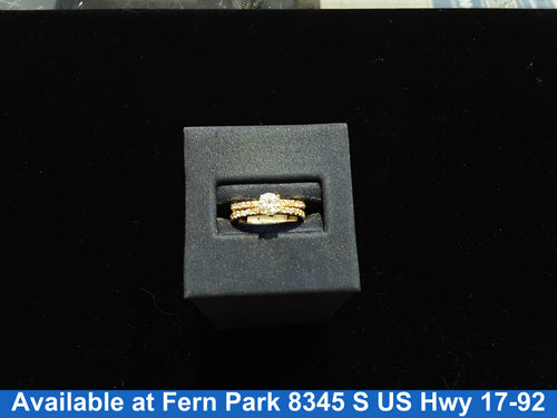 Women's Ring - Solitaire - Yellow Gold 18k (.750) 2.7 grams Size 4