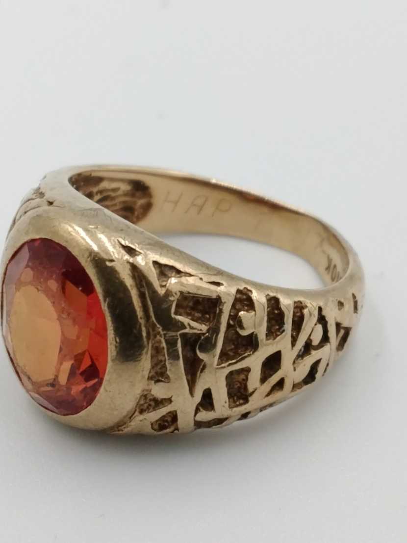 Men's Ring - Yellow Gold 10k (.417) 8.9 grams Size 10