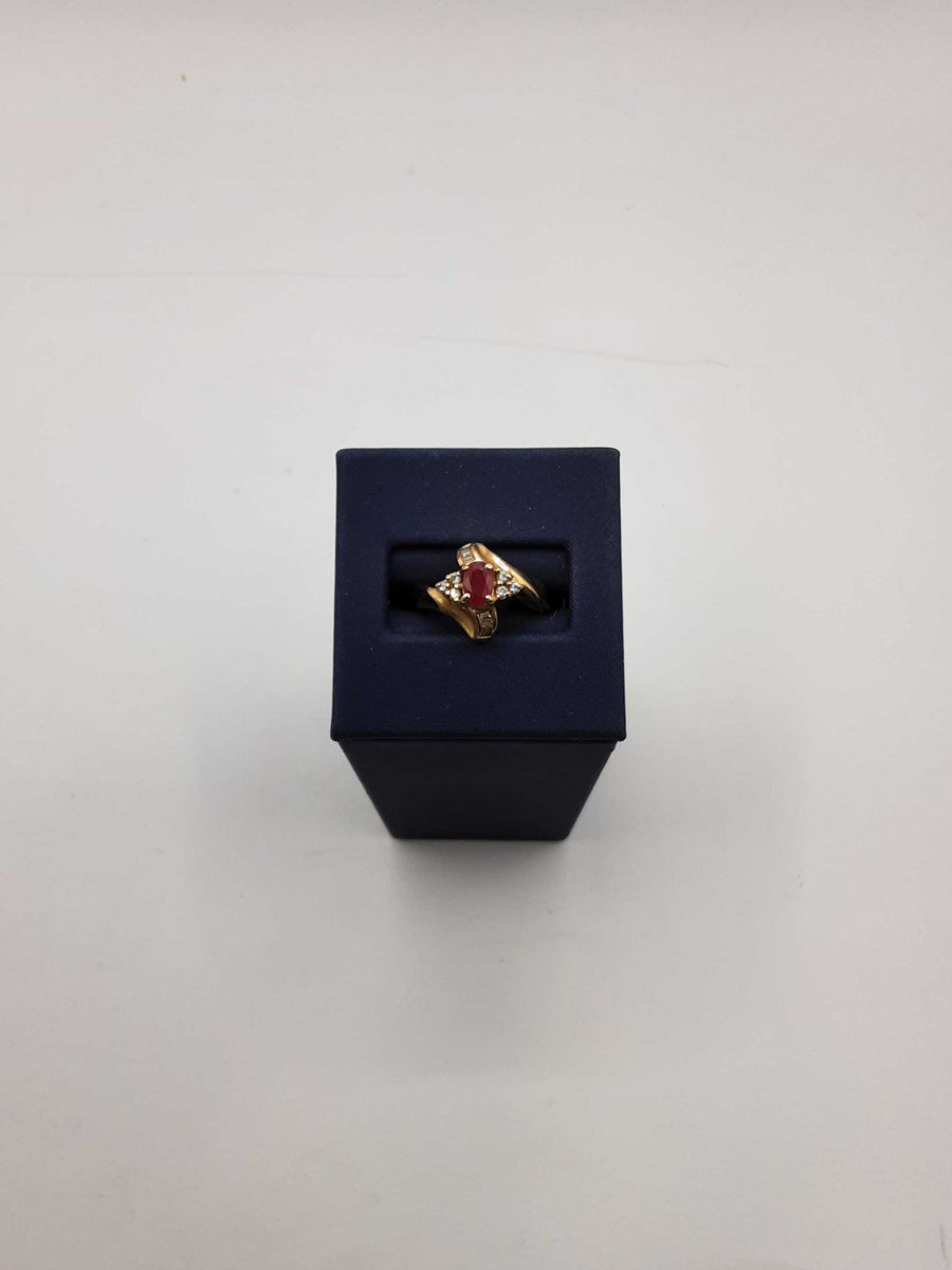Women's Ring - Yellow Gold 10k (.417) 4.7 grams Size 20