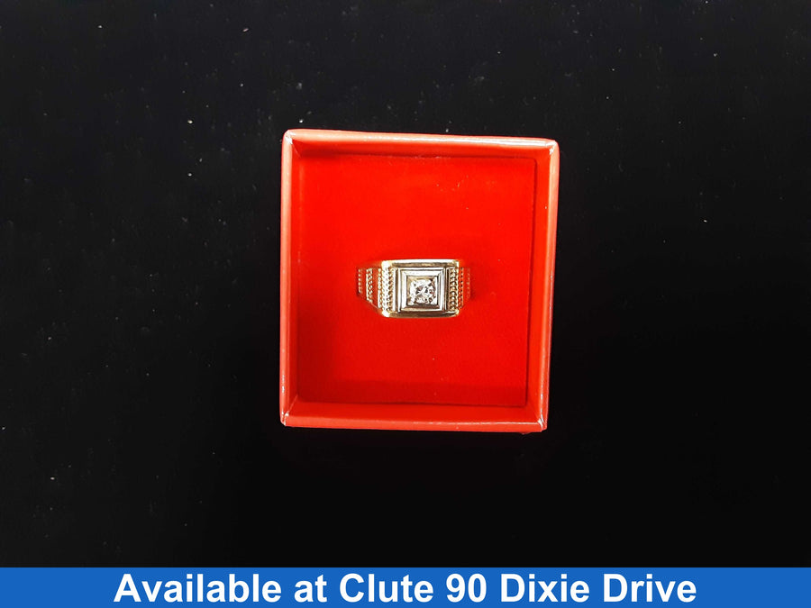 Men's Ring - Yellow Gold 10k (.417) 6.7 grams Size 10