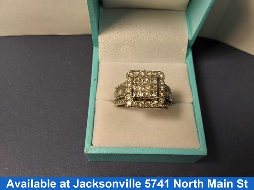 Women's Ring - White Gold 10k (.417) 6.9 grams Size 10