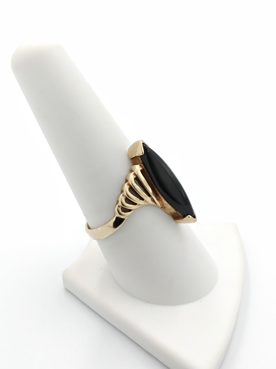 Women's Ring - Yellow Gold 10k (.417) 4 grams Size 8.5