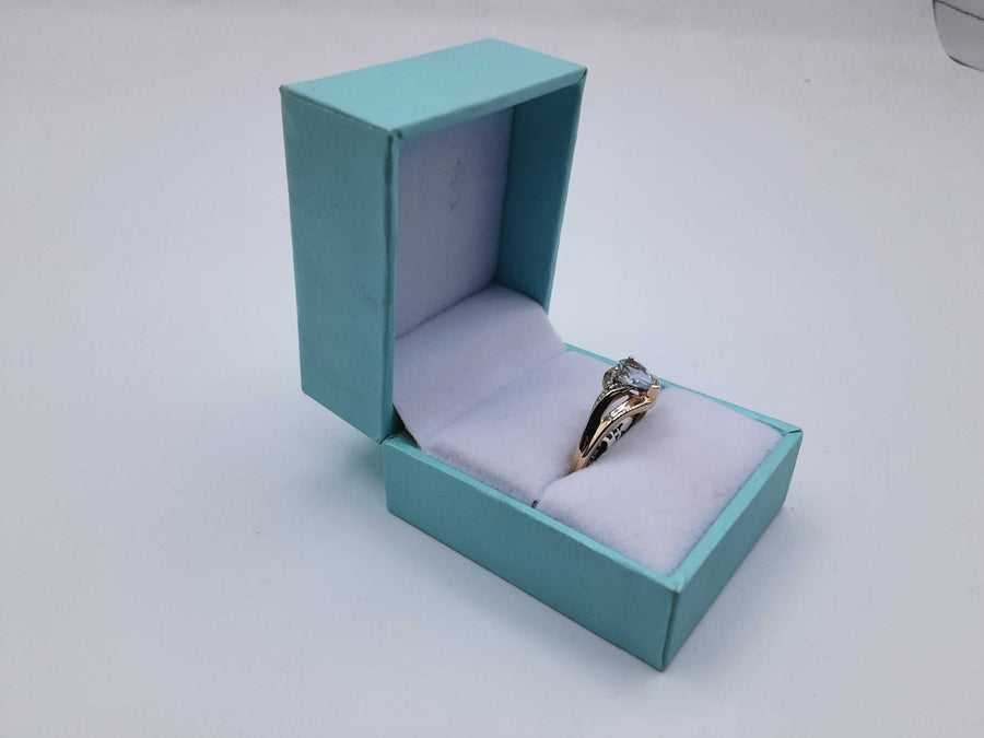 Women's Ring - Yellow Gold 10k (.417) 1.9 grams Size 9.5