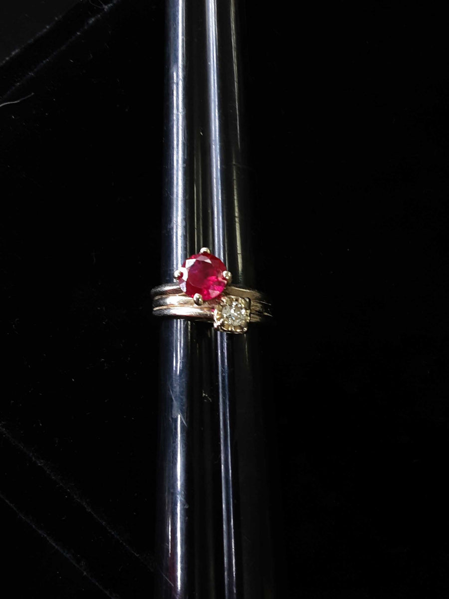 Ring - Wedding Set - White Gold 10k (.417) 5.1 grams Size 8