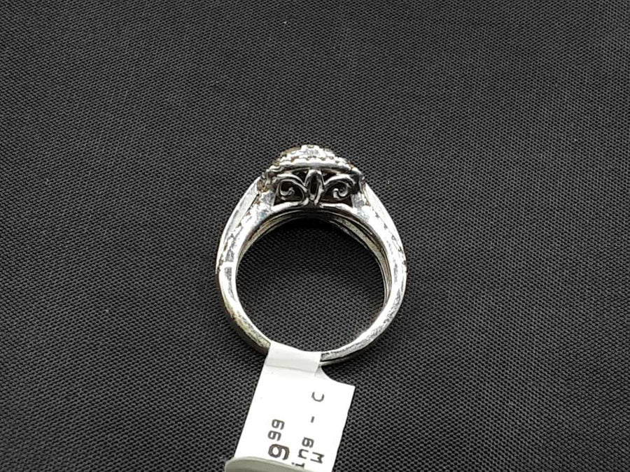 Women's Ring - White Gold 14k (.585) 4.6 grams Size 4.5