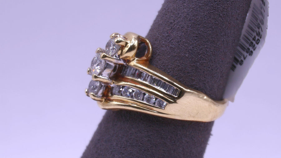 Women's Ring - Yellow Gold 10k (.417) 4.9 grams Size 7