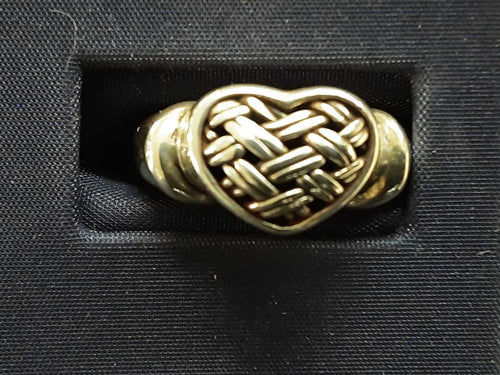Women's Ring - Silver 11.7 grams Size 20