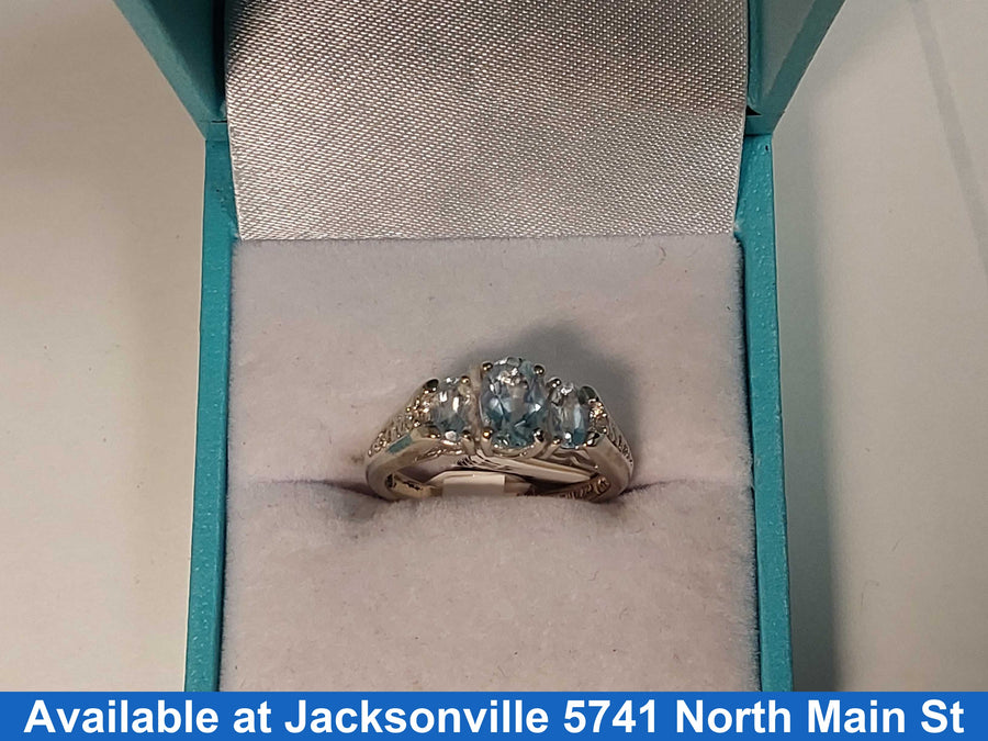 Women's Ring - White Gold 10k (.417) 2.7 grams Size 6.5