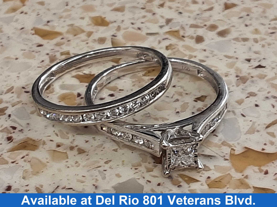 Ring - Wedding Set - White Gold 10k (.417) 3.1 grams Size 7.5