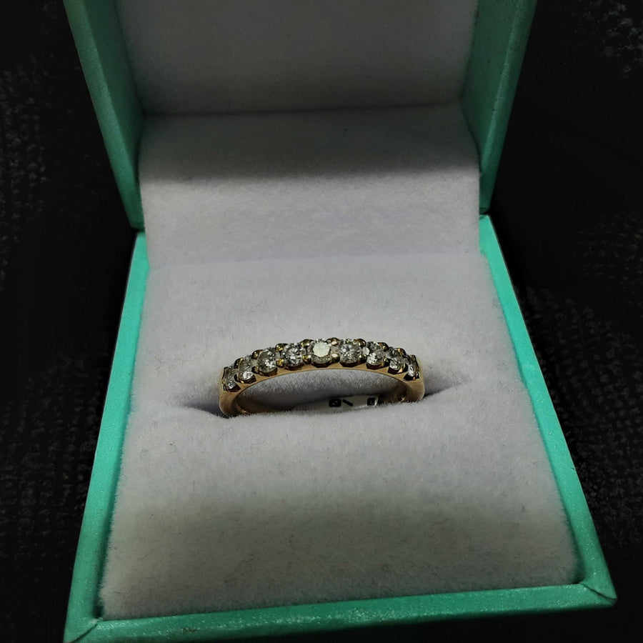 Women's Ring - Anniversary - Yellow Gold 14k (.585) 2.9 grams Size 7