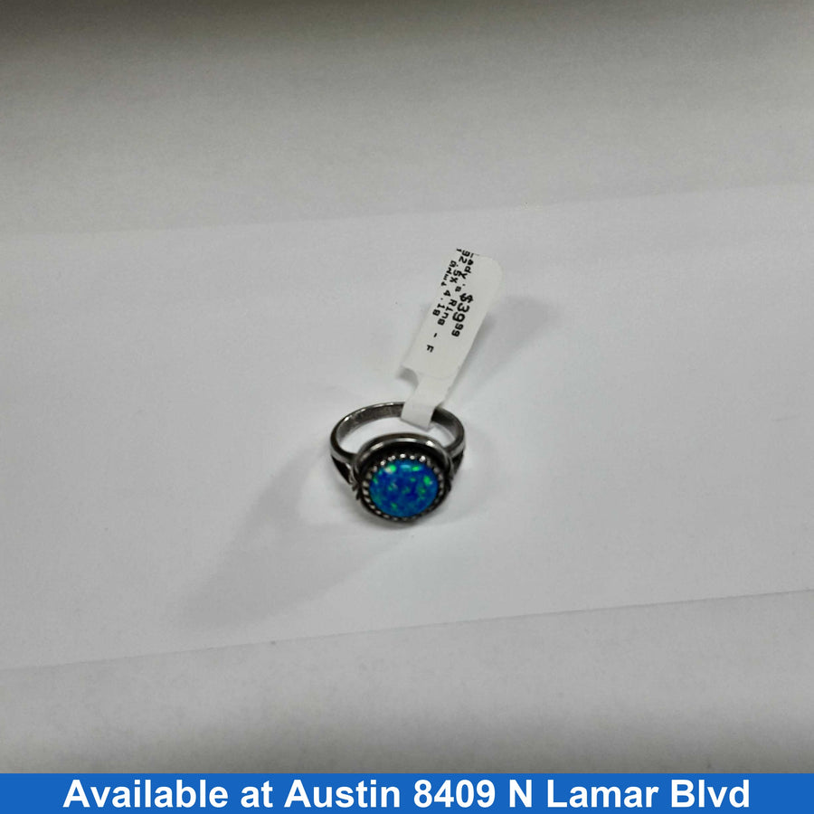 Women's Ring - Silver 4.1 grams Size 9
