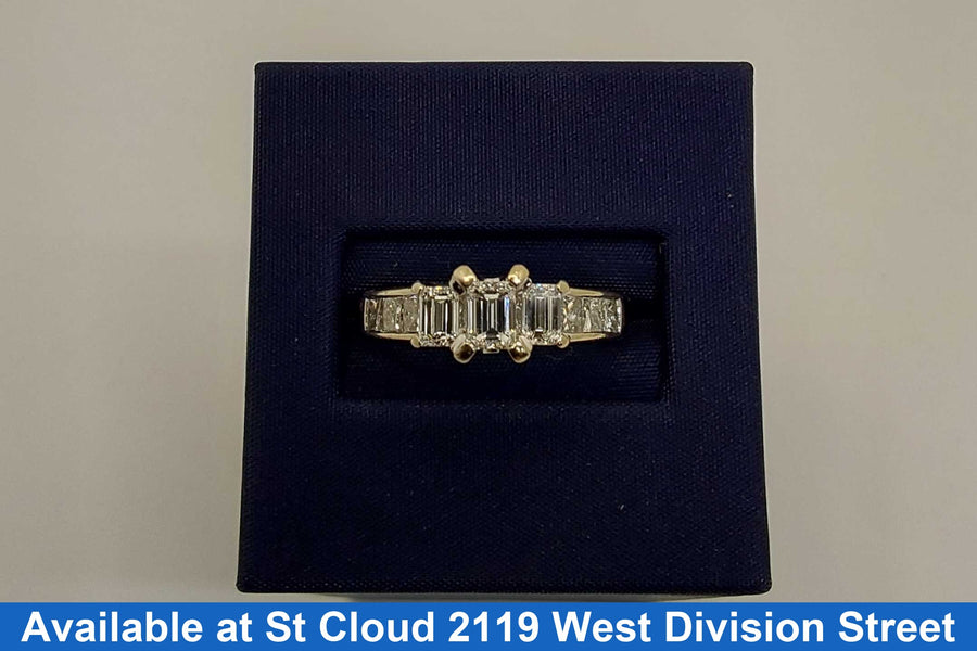 Ring - Wedding Set - White Gold 18k (.750) 5 grams Size 8.5