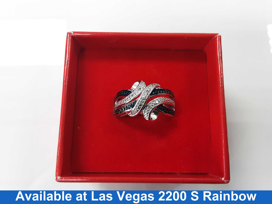 Women's Ring - Silver 3.9 grams Size 6.5