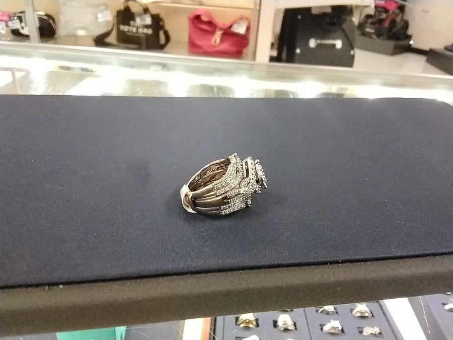 Women's Ring - White Gold 14k (.585) 12.1 grams Size 6.5