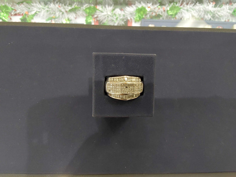 White Gold 14k (.585) 11.9 grams Size 10