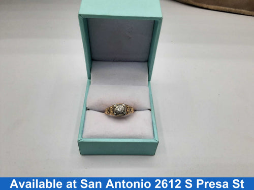 Women's Ring - Solitaire - Yellow Gold 10k (.417) 1.9 grams Size 7