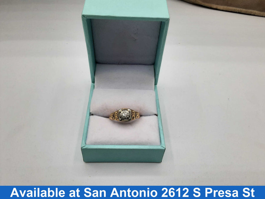 Women's Ring - Solitaire - Yellow Gold 10k (.417) 1.9 grams Size 7