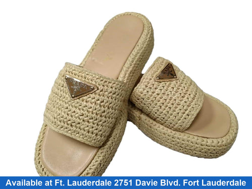 Prada Raffia Beige / Tan