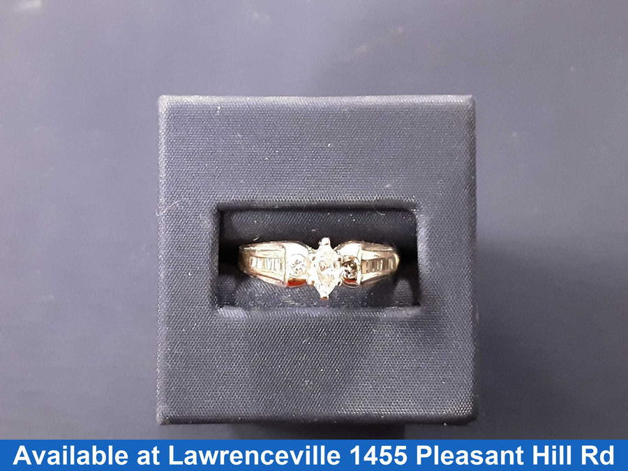 Women's Ring - White Gold 14k (.585) 4.9 grams Size 8