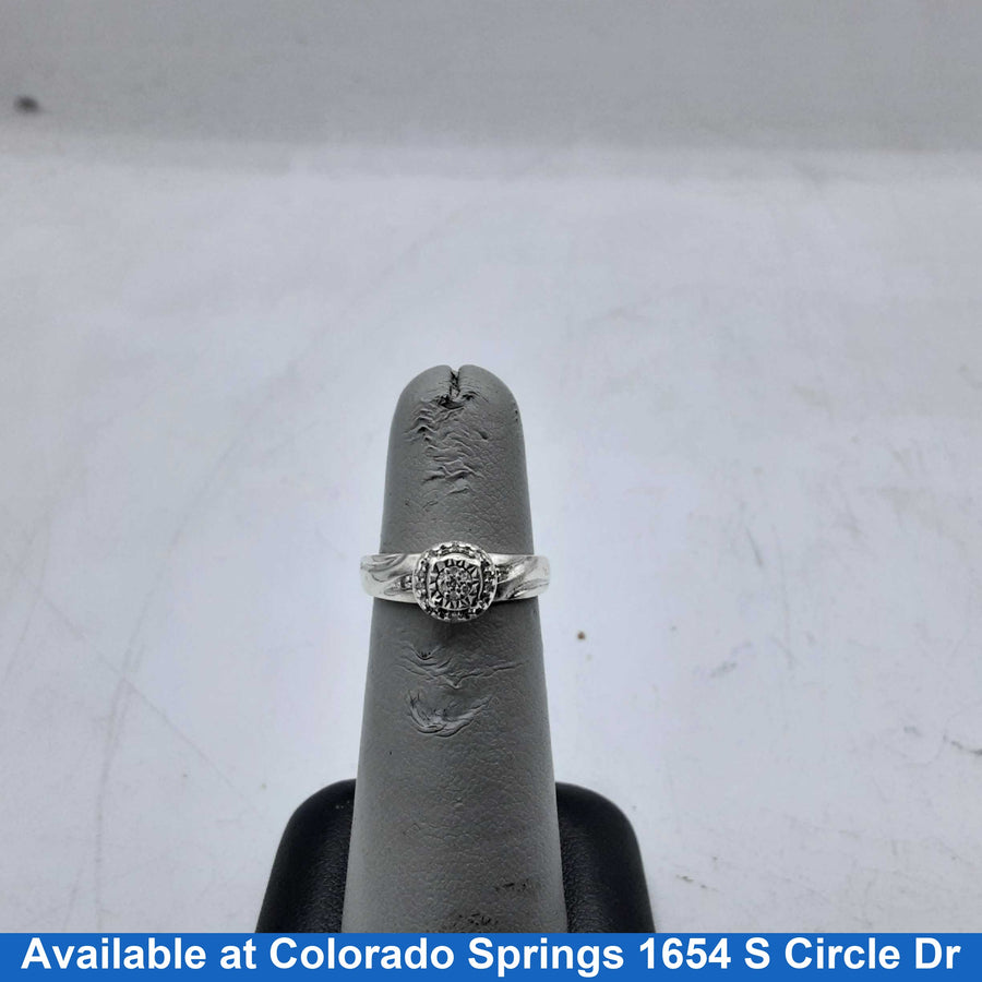 Women's Ring - Silver 2.6 grams Size 5