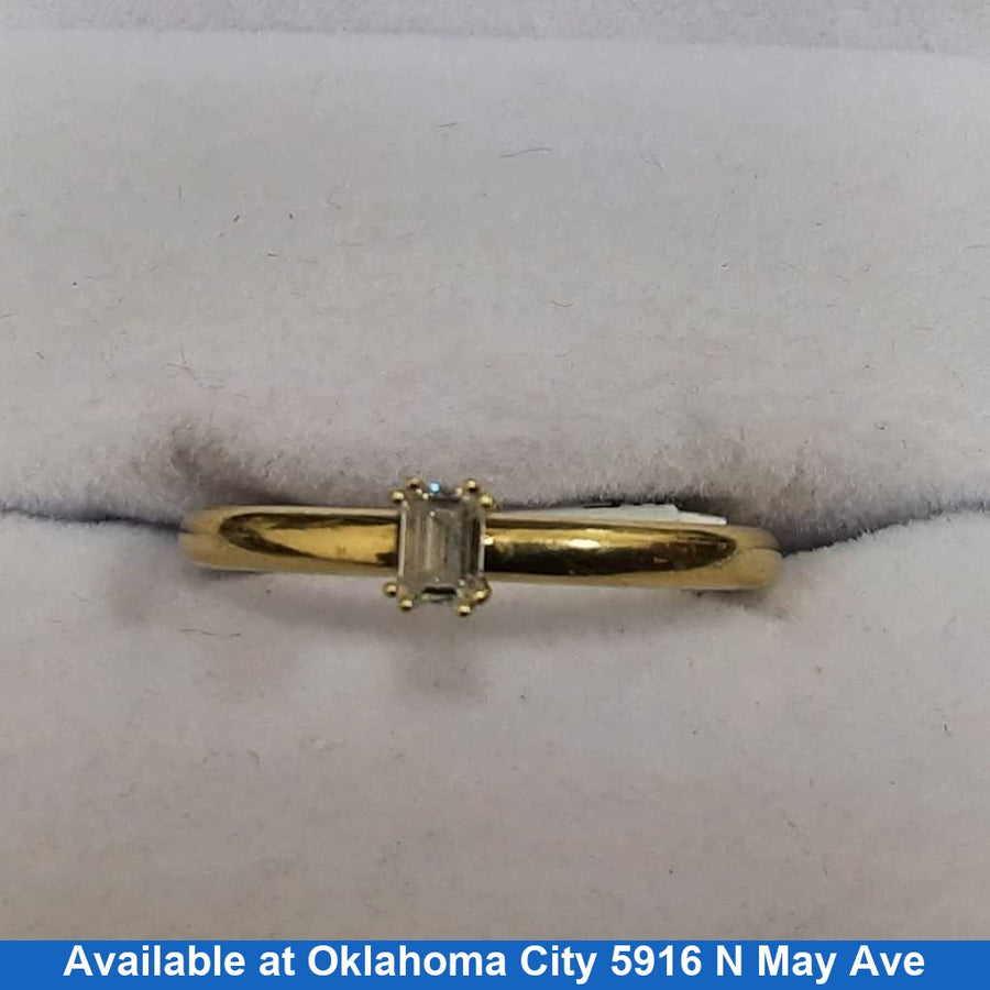 Women's Ring - Solitaire - Yellow Gold 18k (.750) 2.5 grams Size 4.5