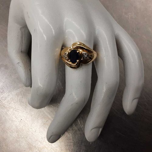 Women's Ring - Yellow Gold 14k (.585) 5.2 grams Size 8.5