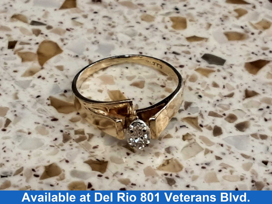Women's Ring - Solitaire - Yellow Gold 10k (.417) 1.9 grams Size 6