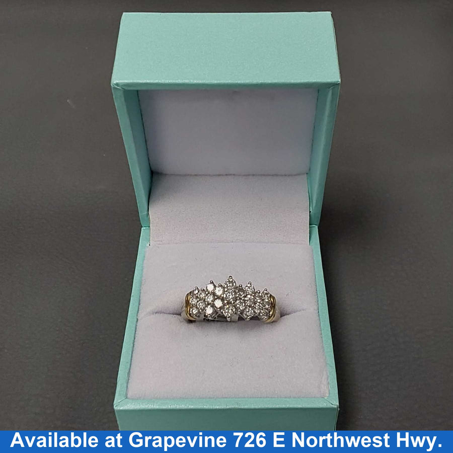 Women's Ring - White Gold 10k (.417) 5 grams Size 7