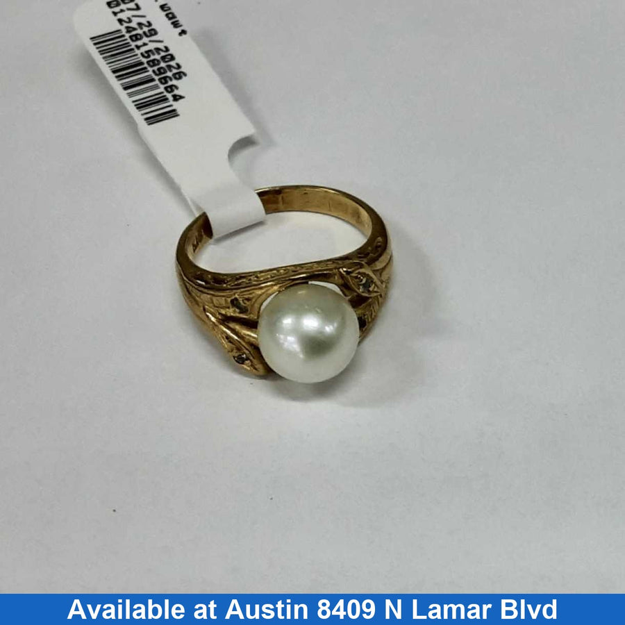 Women's Ring - Solitaire - Yellow Gold 18k (.750) 4.6 grams Size 5