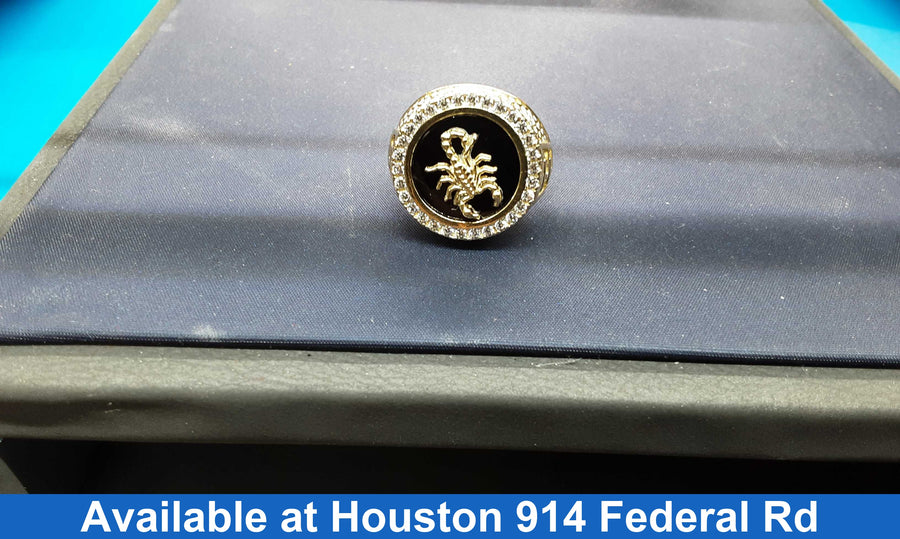 Men's Ring - Yellow Gold 14k (.585) 9.3 grams Size 11.5