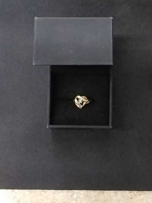 Women's Ring - Yellow Gold 10k (.417) 3 grams Size 5