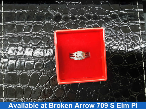 Women's Ring - Yellow Gold 18k (.750) 3.6 grams Size 20