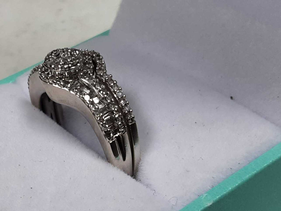 Ring - Wedding Set - White Gold 10k (.417) 5.7 grams Size 7