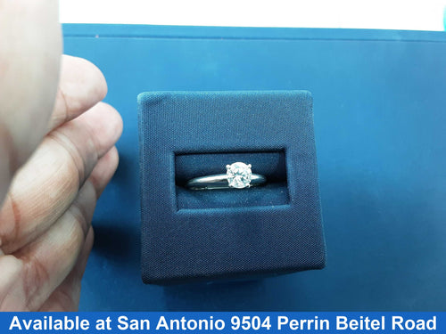 Women's Ring - Solitaire - Platinum 3.2 grams Size 7
