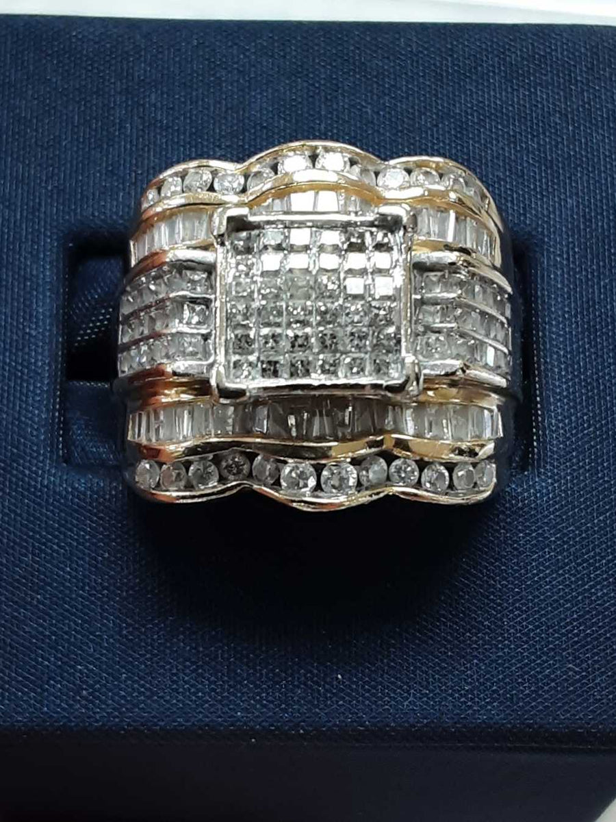 Women's Ring - Yellow Gold 14k (.585) 11.1 grams Size 20