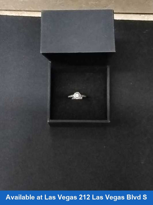 Women's Ring - White Gold 10k (.417) 1.4 grams Size 20