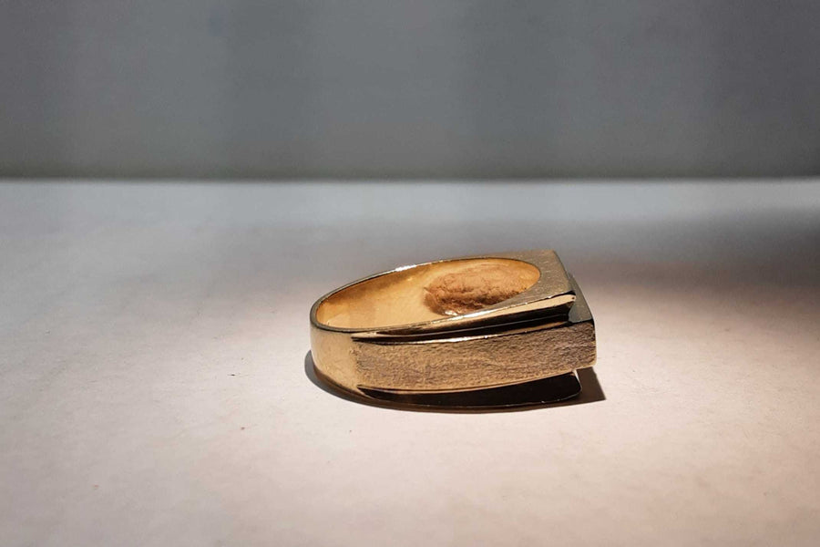 Men's Ring - Yellow Gold 10k (.417) 5.5 grams Size 9