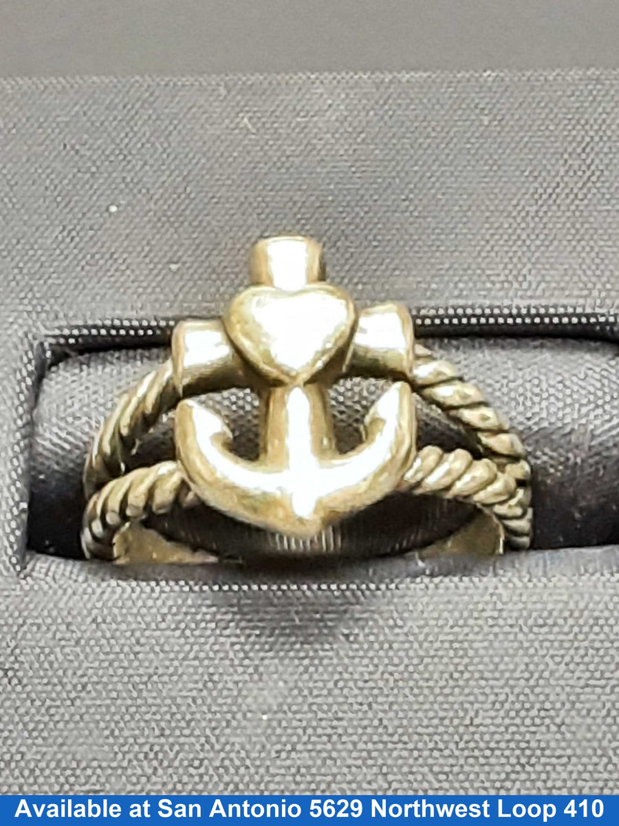 Women's Ring - Silver 4.2 grams Size 20