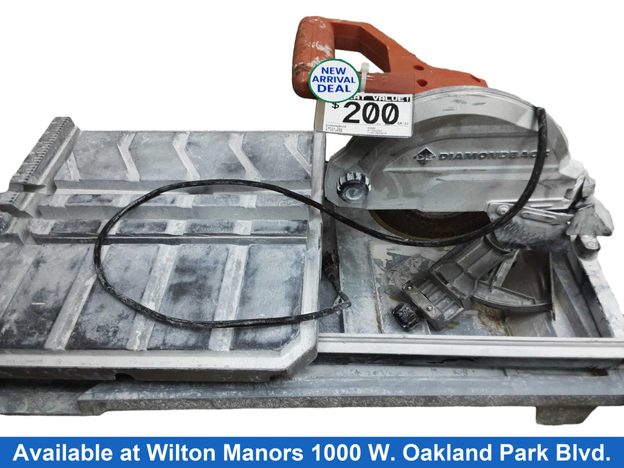 Diamondback 64683 Orange Corded Table Saw